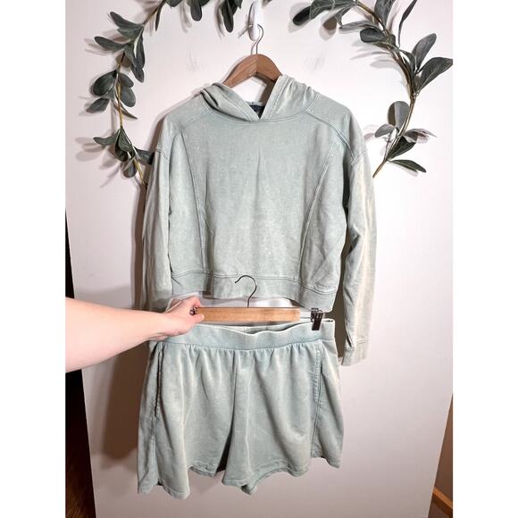 Danskin Tops - Danskin Light Green Sweatset